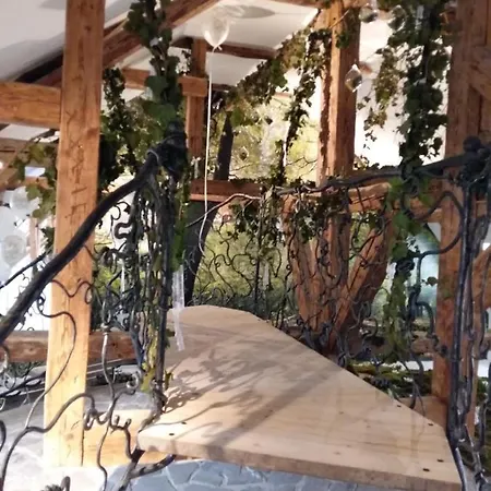 Majerovsky Kastiel Affittacamere 4*