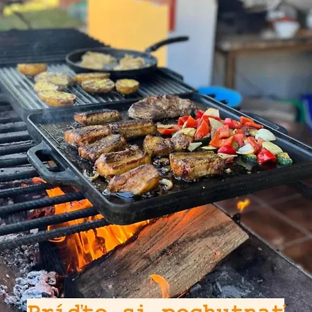 Majerovsky Kastiel Affittacamere 4*