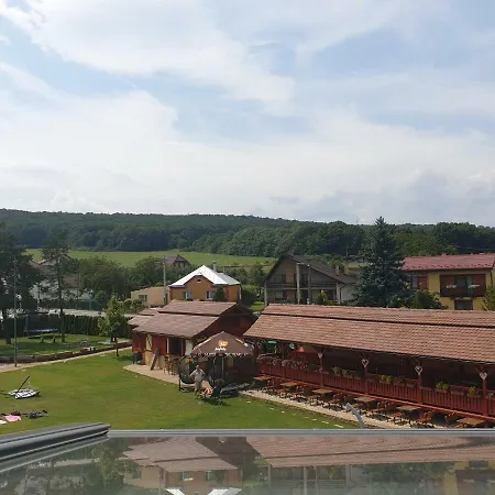 Majerovsky Kastiel Affittacamere 4*