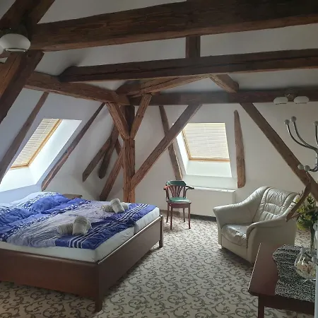 Majerovsky Kastiel Affittacamere